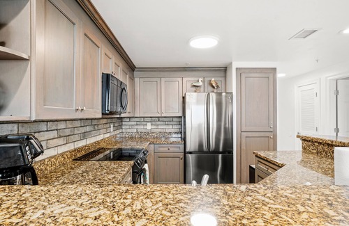 Panama City Beach Resort | Beachfront Family Luxury Getaway Condo