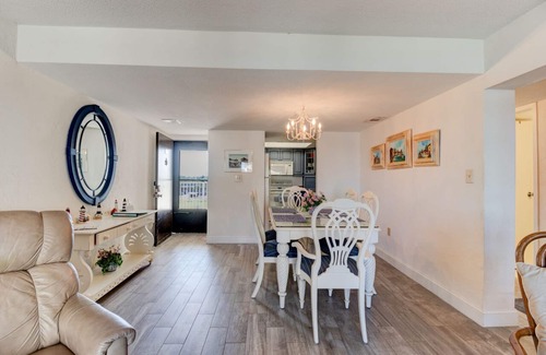 New Smyrna Beach Condo | Beachfront - Fabulous Pool And Beach View!