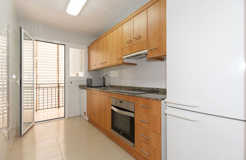 Cap de Salou Apartment | Beachfront family apartment, sleeps 8 - UHC ARINSAL 289