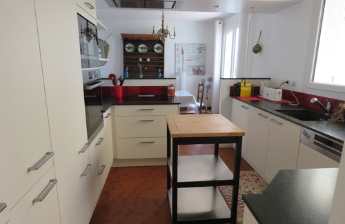 Jard-sur-Mer House | Beachfront family villa with pool