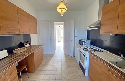 Larmor-Plage House | Beachfront Family Home with Sea View, 9 Guests, Pet-Friendly
