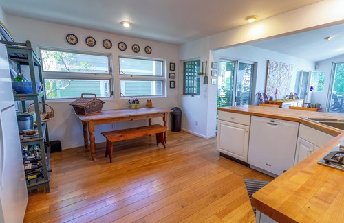 Michigan City House | Beachfront Family Friendly Lake Michigan Retreat