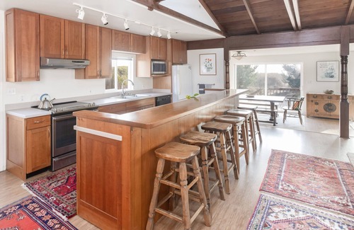 Stinson Beach House | Beachfront Family Home Getaway