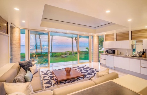 Kilauea House | Beachfront home with detached guest studio on Anini Beach