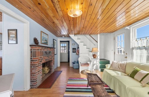 Silver Beach House | Beachfront in New Silver Beach