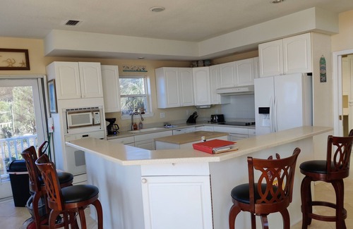 Carrabelle House | Beachfront, kid friendly seas, seclusion, nature