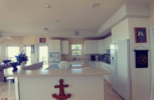 Carrabelle House | Beachfront, kid friendly seas, seclusion, nature
