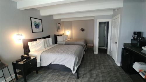 Lincoln City Hotel | Beachfront Manor Hotel