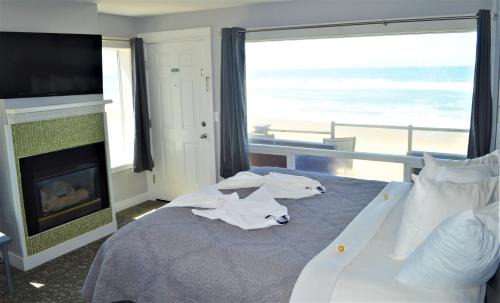 Lincoln City Hotel | Beachfront Manor Hotel