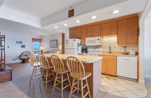 Nags Head Condo | Beachfront Nags Head condo w/deck & family entertainment
