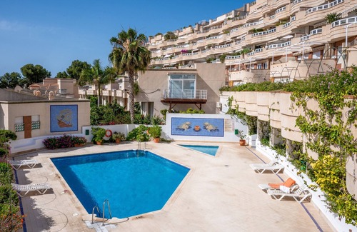 Almunecar Ski Chalet | Beachfront, Pool, Townhouse with Sea View