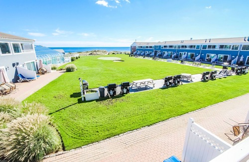 West Harwich Apartment | Beachfront Studio in Dennis Port w/Kitchenette