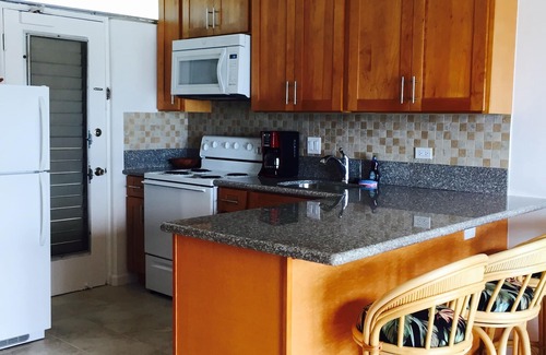 Makaha Condo | Beachfront Studio located on the 5th floor overlooking Makaha Beach.