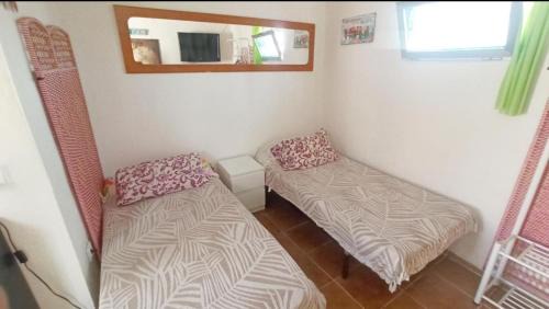 Algeciras Apartment | Beachfront Studio with Private Kitchen and Bath