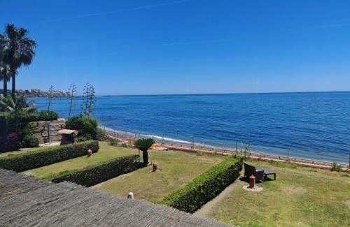 Estepona House | Beachfront Townhouse Estepona