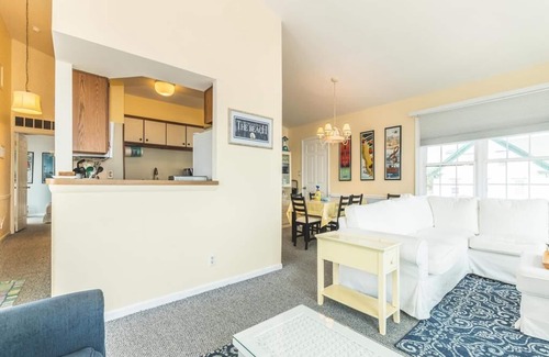 Cape May Condo | Beachfront Unit in the Capers