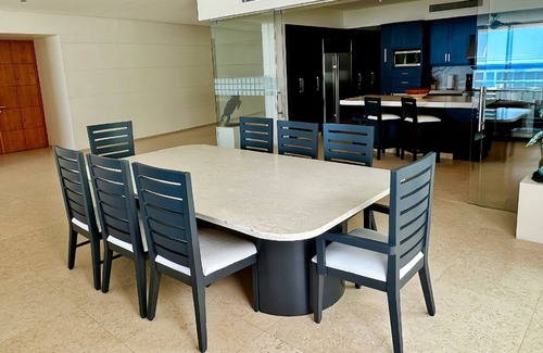 San Jose del Cabo Villa | Beachfront Villa with Daily Butler/Bartender - Steps to the Sand