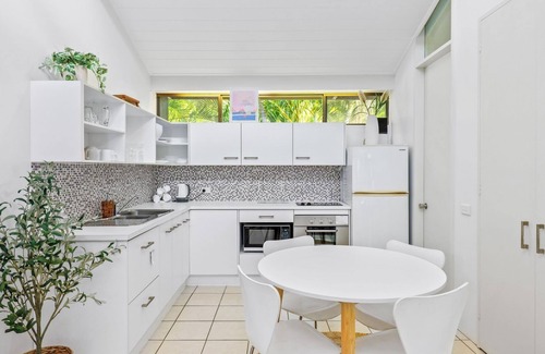 Sapphire Beach House | Beachfront Villa - Welcome to our stunning 2 bedroom, 2 bathroom beachfront villa