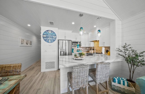 Holmes Beach Condo | ~ BEACHFRONT ~ YES, THAT'S YOUR VIEW! ~ END OF SUMMER SPECIALS ~