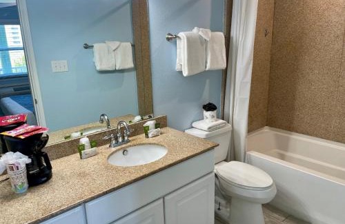 Port Aransas Apartment | Beachgate Condo Suites and Hotel 512a condo