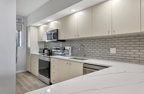 Longboat Key Condo | Beachplace Unobstructed Beachfront Views/Direct Beach Access By FVC