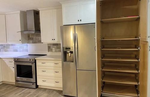 New Smyrna Beach House | Beachside Beauty! Remodeled 2/2.5 townhome just blocks from New Smyrna Beach.