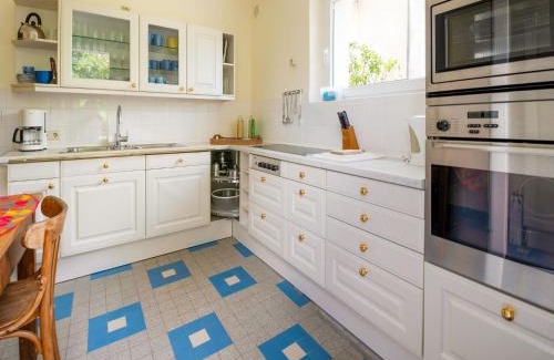 Le Pouldu House | Beachside Family Villa in Le Pouldu