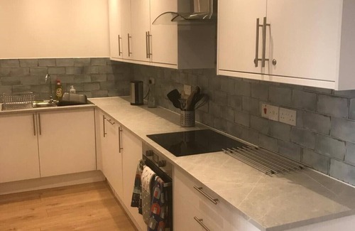 Broadstairs Apartment | Beachside Mews - Brand Newly Refurbished Apartment By The Beach