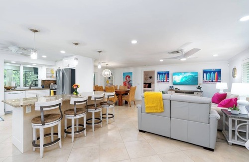 Marco Island House | Beachside Retreat—Pool, Hot Tub & Fire Pit
