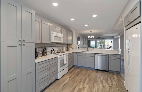 Englewood Condo | Beachview 2 bedroom Condo Boardwalk #06