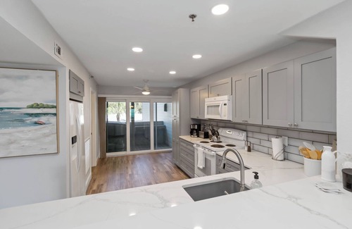 Englewood Condo | Beachview 2 bedroom Condo Boardwalk #06