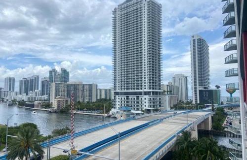 Hallandale Beach Apartment | BeachWalk Studio Apartment 2 beds, amazing views