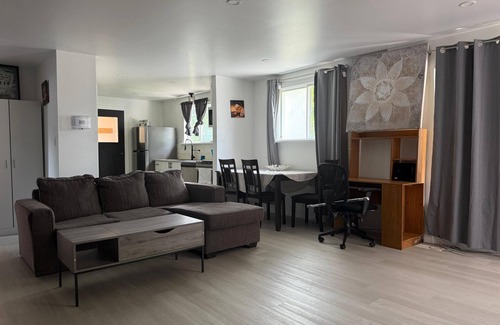 Collingwood House | Beachwood Escape