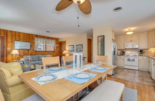 Avalon House | Beachy Keen: Comfort, Charm, One Block to Beach