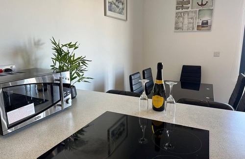 Whitehaven Apartment | Beacon Apartment - 2 Bed Apartment