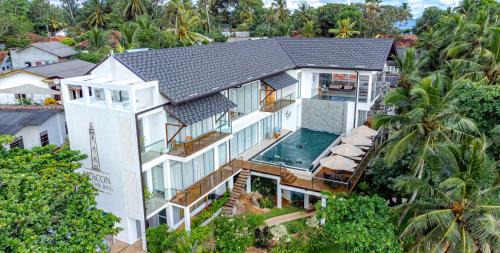 Dondra Hotel | Beacon By The Bay Villas and Suites by the Clarks