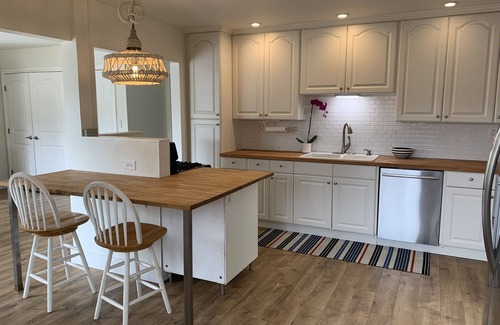 Leucadia House | Beacon's Beach Retreat - Family Friendly House