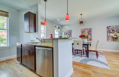 Downtown Memphis House | Beale 3 Blocks-Roof Top Deck- Private Garage-Video Games