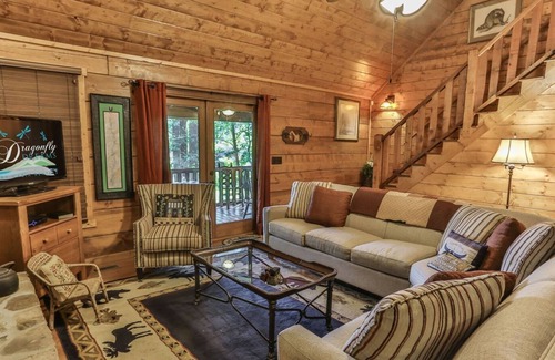 Ellijay Cabin | Bear Creek Crossing- Family Retreat Cabin in Private Wooded Setting on Creek No