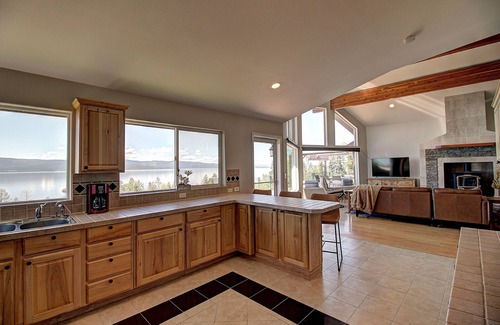 Bigfork House | Bear Dance Retreat- Private Cherry Orchard