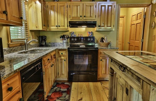 Ellijay Cabin | Bear Rapids on the Cartecay