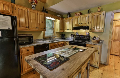 Ellijay Cabin | Bear Rapids on the Cartecay