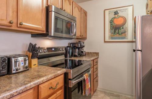 Kings Beach House | Bear's Den