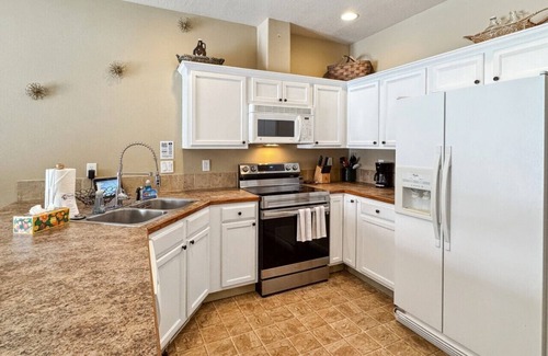 Donnelly Apartment | Bear Territory .