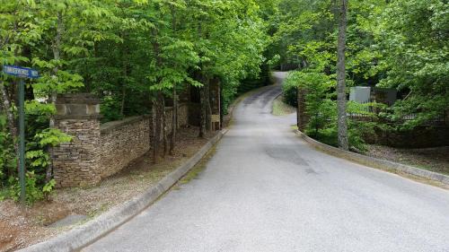 Townsend House | Bear View