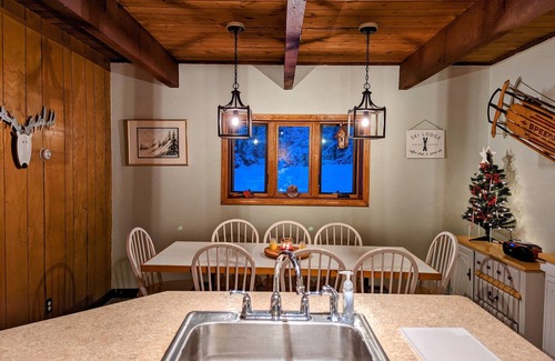 Killington Ski Chalet | Bear Woods Lodge-quiet location, 5 min to the mountain