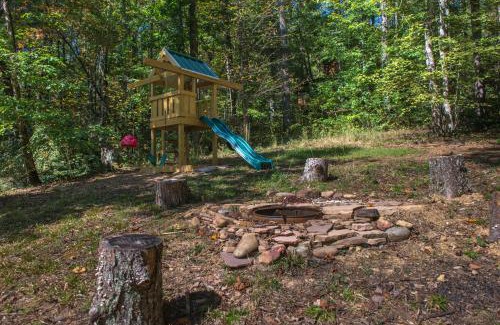 Gatlinburg - Pigeon Forge House | Bearfoot Retreat