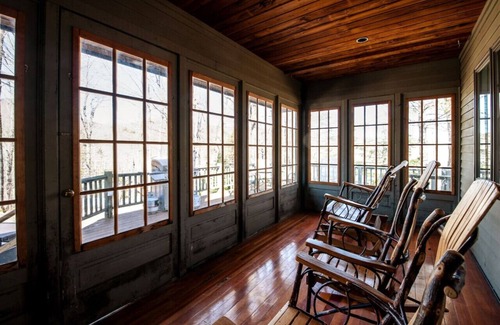 Killington Apartment | Bearities - 2 homes, sleeps 28, hot tubs, grills!