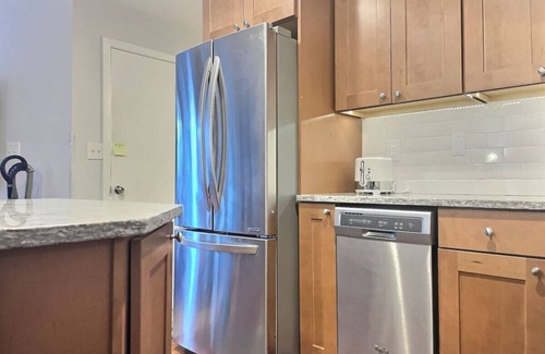 Killington Apartment | Bearitime Lodge Pool, AC, Hot Tub, Close to Resort