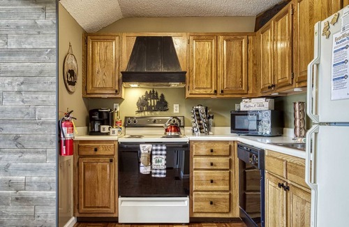 Chalet Village House | Bearly Makin' It II